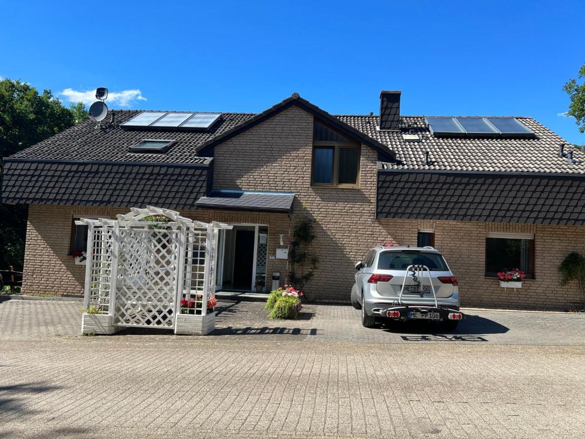 Gaestehaus Zum Buchenweg Hasenfeld Luaran gambar